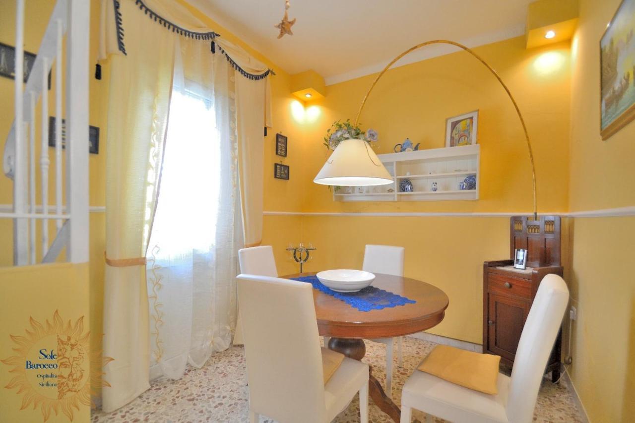 Sole Barocco Villa Noto Esterno foto